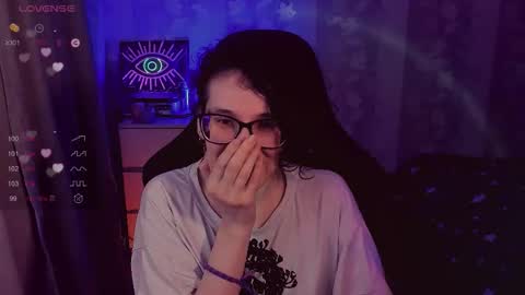 Snapshot of yourscosmic chatting on 10/08/25, 11:57 Yours Cosmic online show from 10/08/25, 11:57