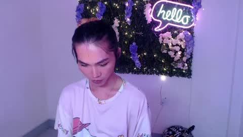    online show from 01/02/25, 03:26