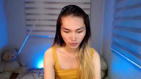    online show from 01/06/25, 01:42