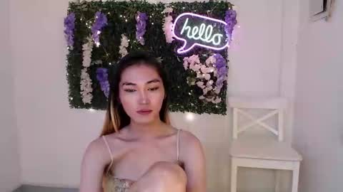    online show from 02/04/25, 02:28