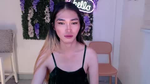    online show from 02/11/25, 03:08