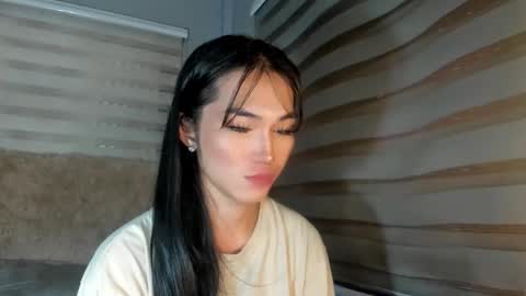    online show from 09/21/25, 12:34