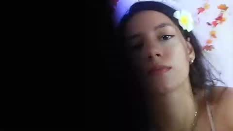 Snapshot of yoursexy18lover chatting on 07/05/26, 06:31 Lina and roberth online show from 07/05/26, 06:31