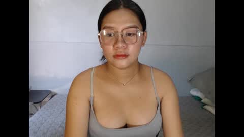 yoursexy_reb online show from 02/02/26, 03:05