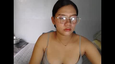 yoursexy_reb online show from 02/03/26, 04:32