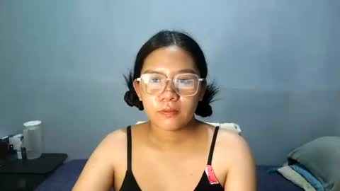 yoursexy_reb online show from 02/19/26, 04:52