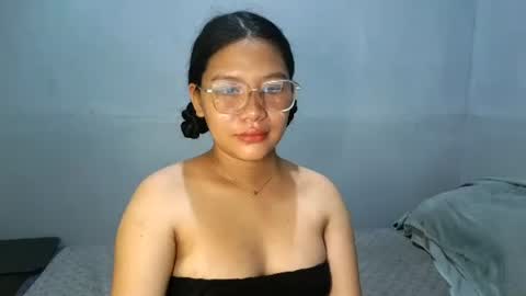 yoursexy_reb online show from 02/27/26, 04:23