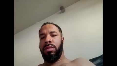 Snapshot of yoursexydaddy79 chatting on 10/27/25, 02:54 mother fucker online show from 10/27/25, 02:54