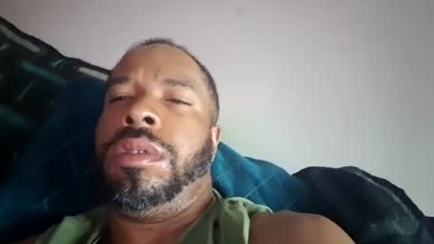 Snapshot of yoursexydaddy8181 chatting on 07/06/26, 06:32 yoursexydaddy8181 online show from 07/06/26, 06:32