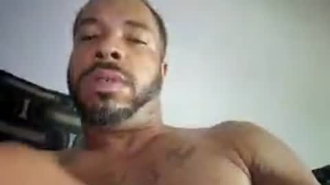 Snapshot of yoursexydaddy8181 chatting on 07/30/26, 02:49 yoursexydaddy8181 online show from 07/30/26, 02:49