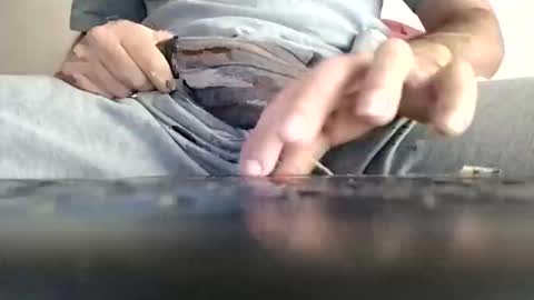 Mark online show from 10/23/25, 02:38