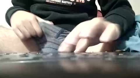 Mark online show from 12/01/25, 04:34