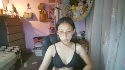 Snapshot of yourshy_cess chatting on 04/18/26, 11:58 Cess online show from 04/18/26, 11:58