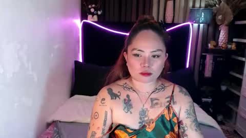 Snapshot of yoursweet_amara chatting on 05/25/26, 04:02 AMARA online show from 05/25/26, 04:02