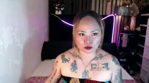 Snapshot of yoursweet_amara chatting on 06/08/26, 02:01 AMARA online show from 06/08/26, 02:01