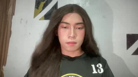 yoursweet_april19 online show from 05/12/26, 08:55
