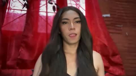 yoursweet_april19 online show from 05/13/26, 06:55