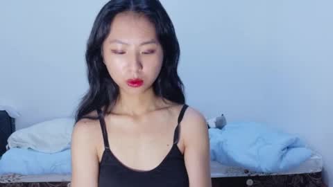 Kiwi online show from 04/27/26, 01:36