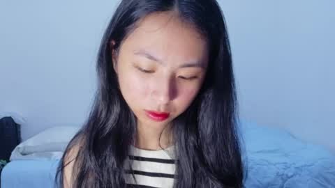Snapshot of yoursweetestkiwi chatting on 04/30/26, 03:40 Kiwi online show from 04/30/26, 03:40