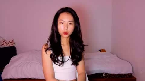 Snapshot of yoursweetestkiwi chatting on 07/23/26, 02:53 Kiwi online show from 07/23/26, 02:53