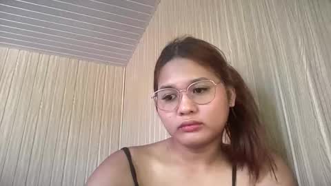 yoursweetgirl_zia online show from 04/16/26, 03:29