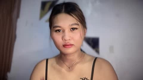yoursweetgirl_zia online show from 06/07/26, 09:24
