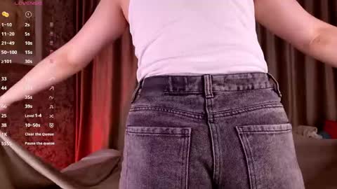 Bella online show from 04/19/26, 07:18