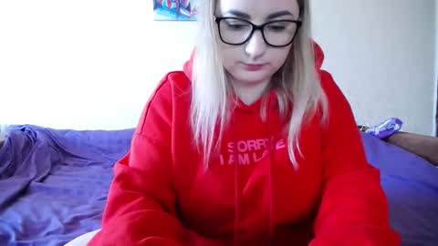 Snapshot of yourswetiegirl chatting on 04/28/26, 08:52 Sofia online show from 04/28/26, 08:52