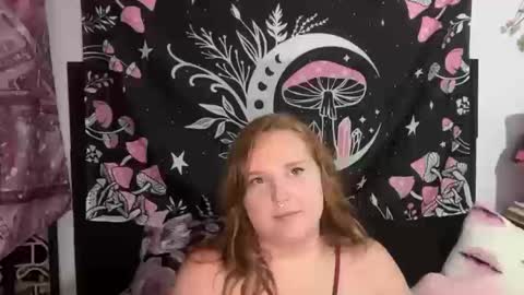 yourthickgingergoddess online show from 10/11/25, 04:33