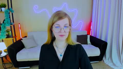 Alice online show from 11/05/25, 10:26