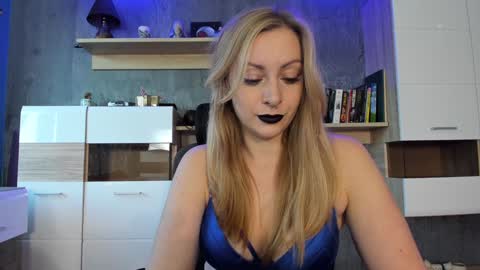 YourVenus00 -Follow my OF online show from 01/07/25, 07:52