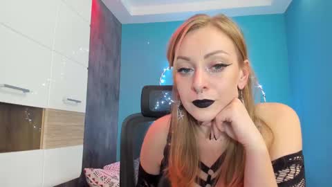 YourVenus00 -Follow my OF online show from 01/24/25, 04:17