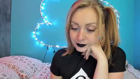 YourVenus00 -Follow my OF online show from 01/27/25, 10:38