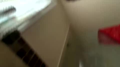 yourwhiteislandboy online show from 01/10/26, 04:09