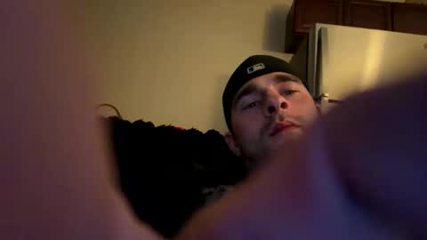 Snapshot of yourwhiteislandboy chatting on 05/16/26, 11:36 yourwhiteislandboy online show from 05/16/26, 11:36