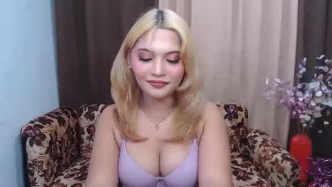 Snapshot of youungsextdeity chatting on 05/16/26, 11:09 cathy online show from 05/16/26, 11:09