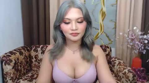Snapshot of youungsextdeity chatting on 06/11/26, 08:45 cathy online show from 06/11/26, 08:45