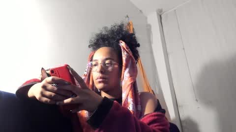 Snapshot of youwishtobeme chatting on 02/14/25, 01:23 elizabeth ju online show from 02/14/25, 01:23