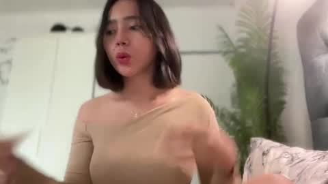 YowgineTheGreat online show from 12/23/25, 07:50