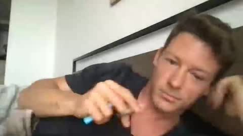 yoyoyo1221 online show from 02/15/26, 10:06