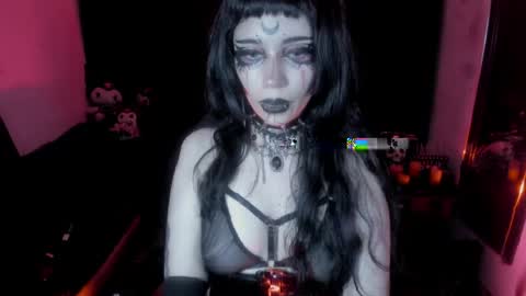 Snapshot of yueeclipsa chatting on 05/05/26, 04:42 Yue Eclipsa online show from 05/05/26, 04:42