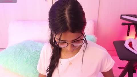 Yurani online show from 12/20/24, 02:52