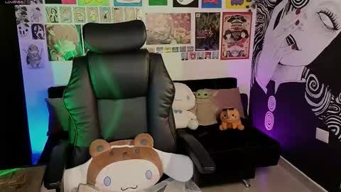    rawr   Anne Independent model      online show from 09/26/25, 11:09