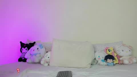 Yui 3 online show from 09/14/25, 01:16