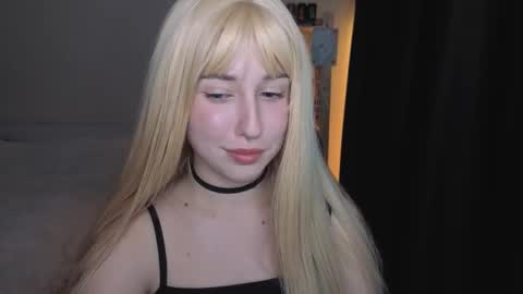 Misa online show from 09/10/25, 01:55