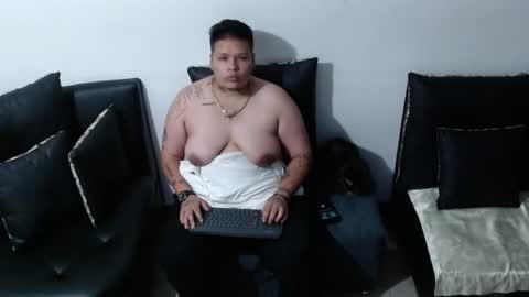 yul and val couple online show from 11/09/25, 01:48