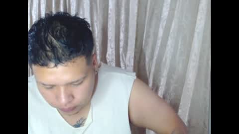 yul and val couple online show from 11/18/25, 04:06