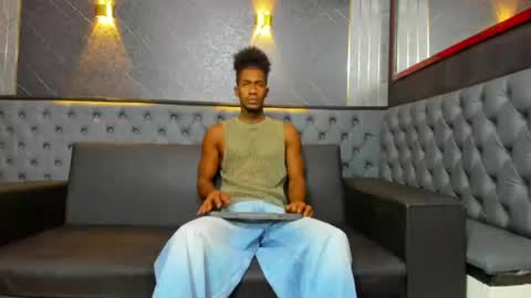 Snapshot of yulian_23 chatting on 06/20/26, 03:20 Ivan online show from 06/20/26, 03:20
