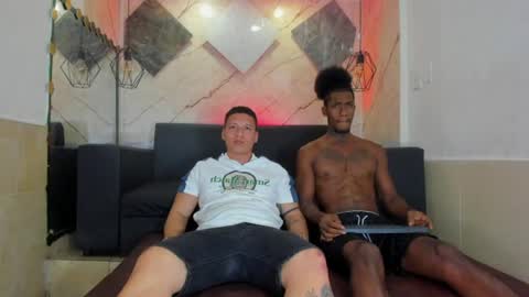 Snapshot of yulian_23 chatting on 06/21/26, 04:15 Ivan online show from 06/21/26, 04:15