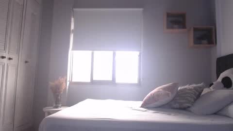 yulian_vasquez online show from 02/24/25, 12:05